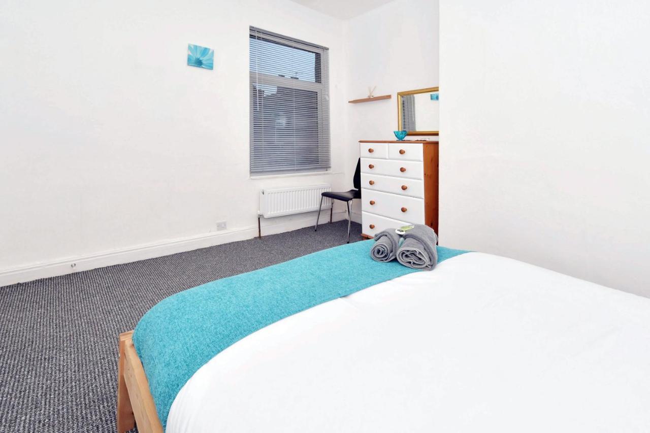 Townhouse @ Hanley Road Stoke Экстерьер фото