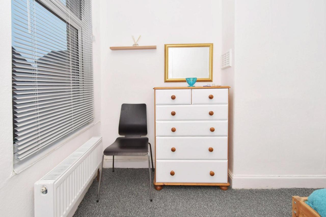 Townhouse @ Hanley Road Stoke Экстерьер фото